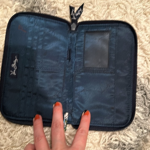 Vera Bradley wallet like new - Picture 3 of 4